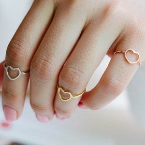 NEW! Dainty Silver Heart Ring